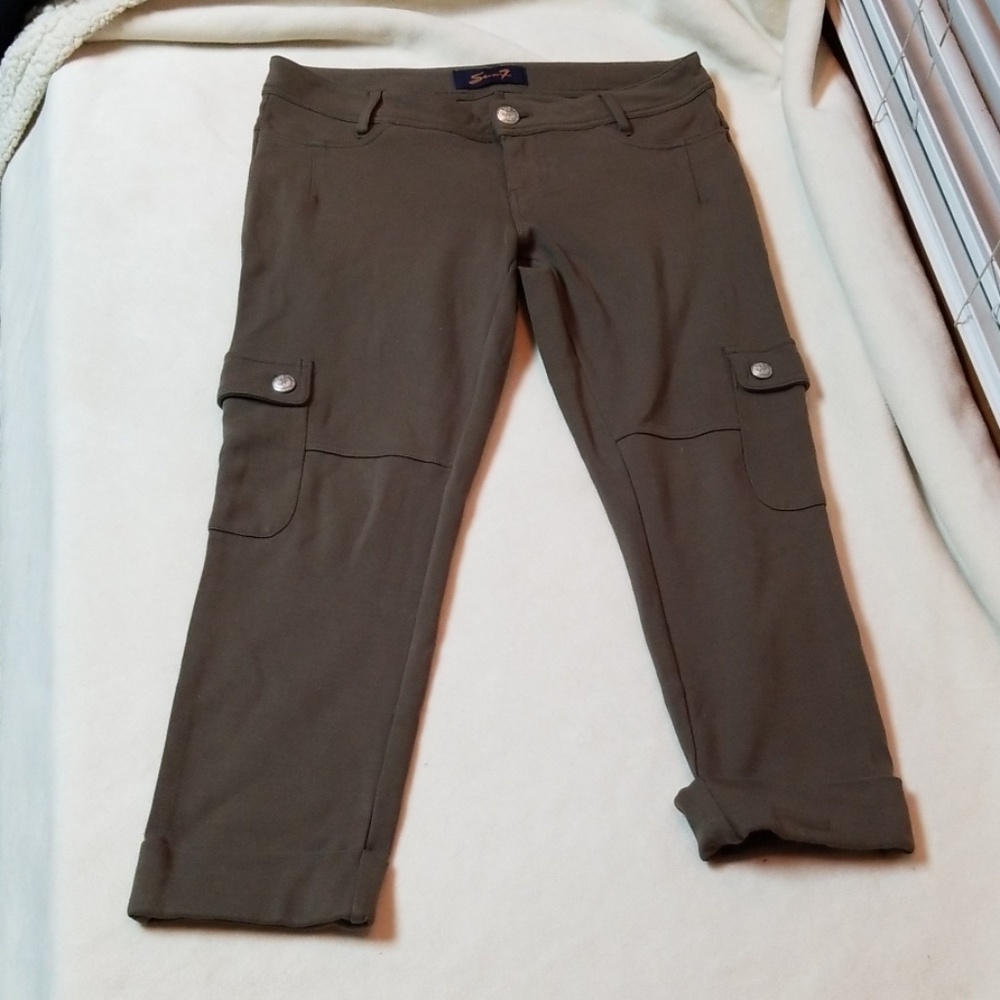 Seven7 army green capri pants
